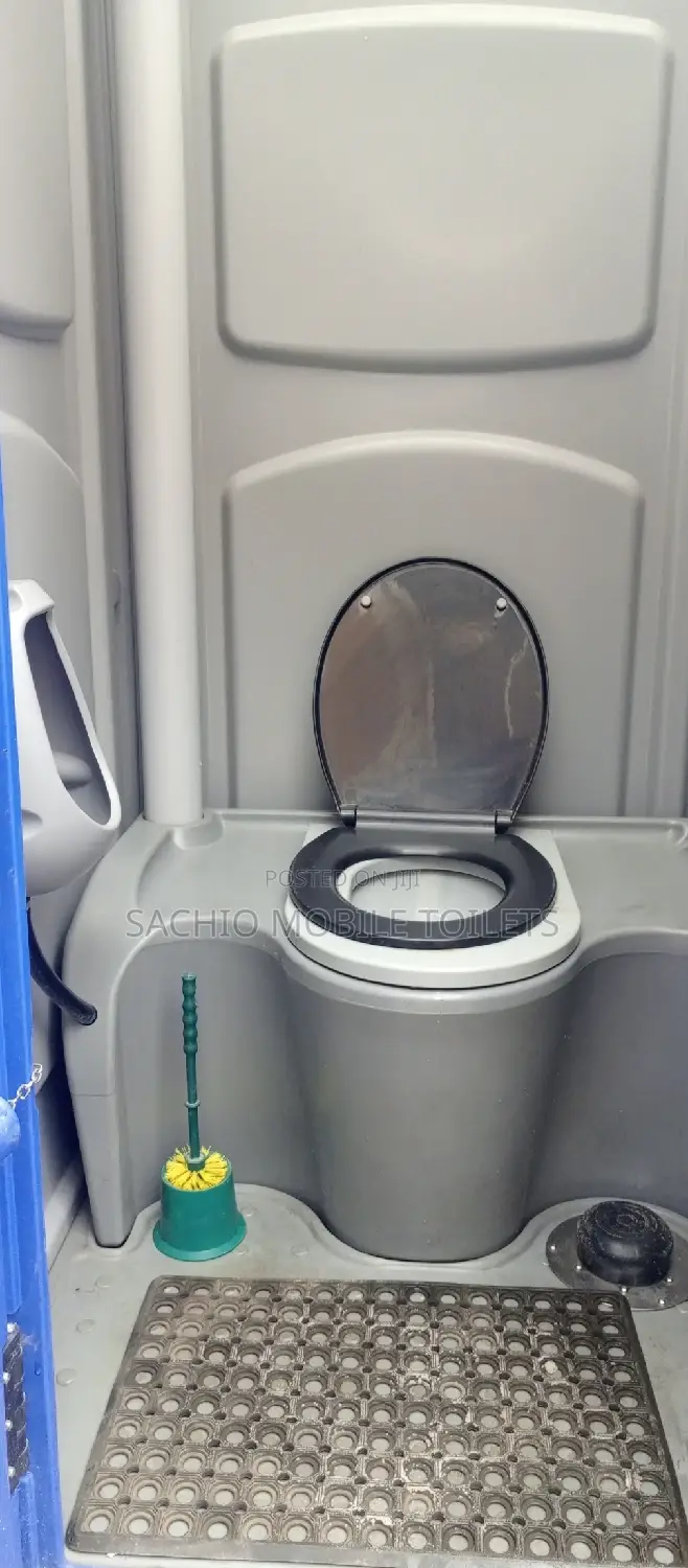Clean and Convenient: Mobile Toilets for Any Occasion!