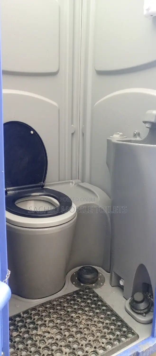 Portable Comfort: Mobile Toilets Delivered to Your Door