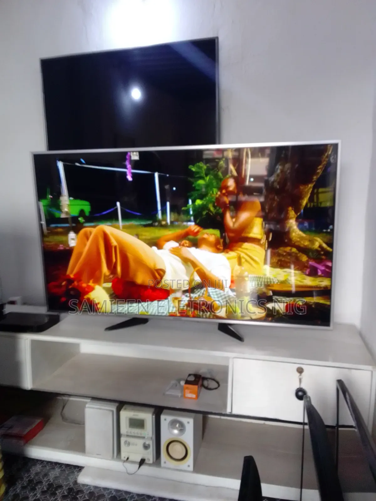 Newly Arrived 62imch Panasonic Smart Vieira TV(UK Importe