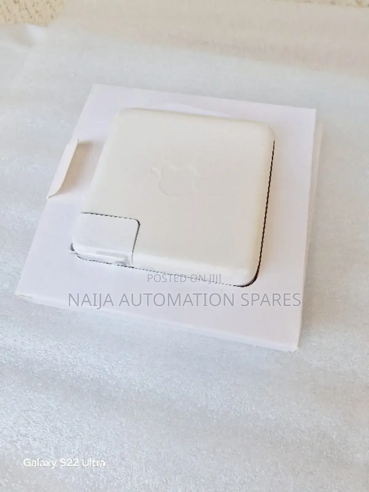 Apple 96W Usb-C Power Adapter for Mac Pro. 100% Original