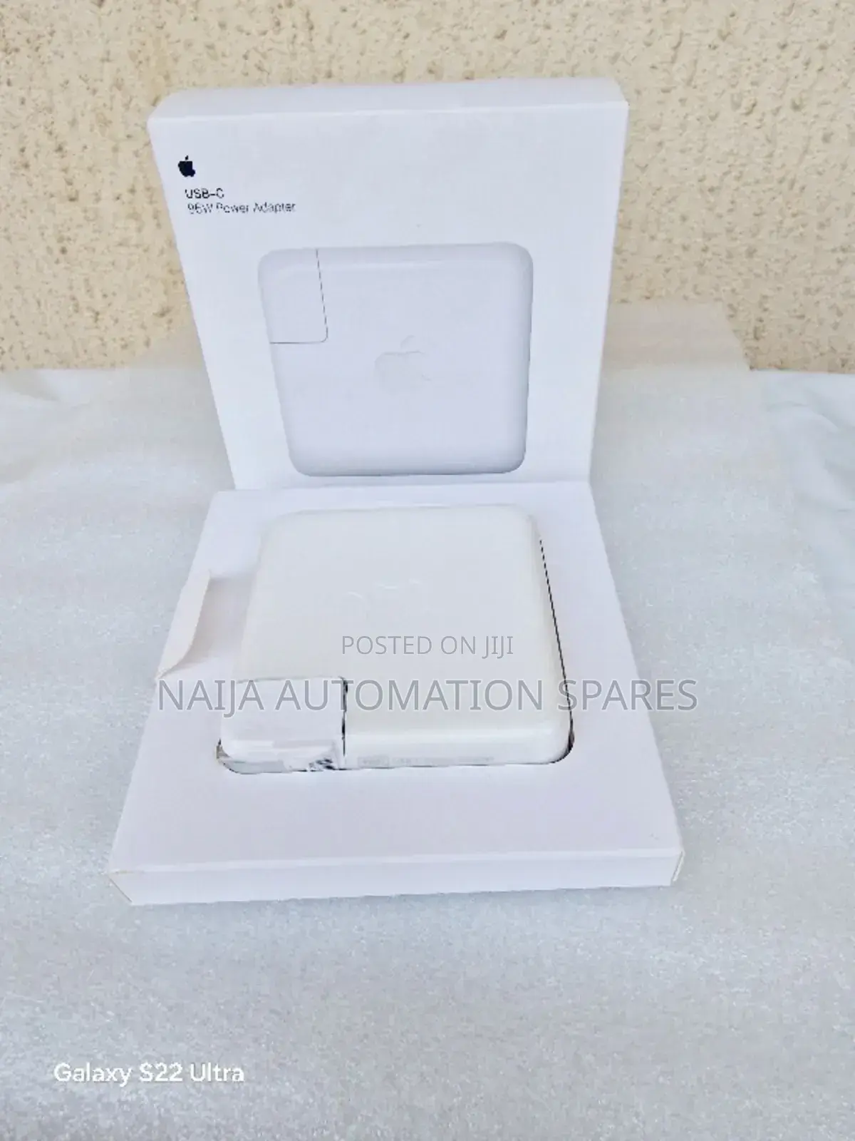 Apple 96W Usb-C Power Adapter for Mac Pro. 100% Original