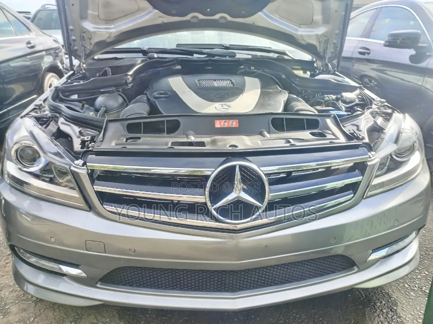 Mercedes-Benz C300 2013 Gray