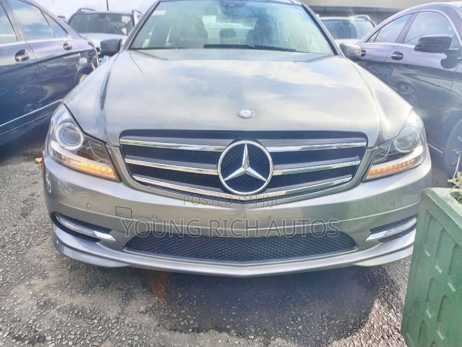 Mercedes-Benz C300 2013 Gray