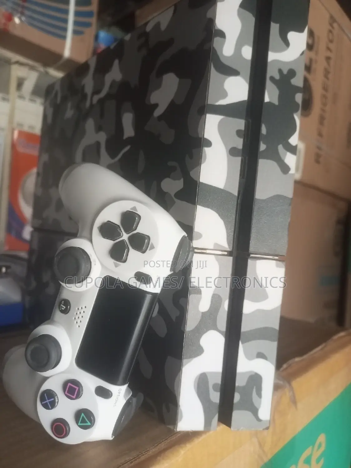 Ps4 Console, Hacked and Acccessorie