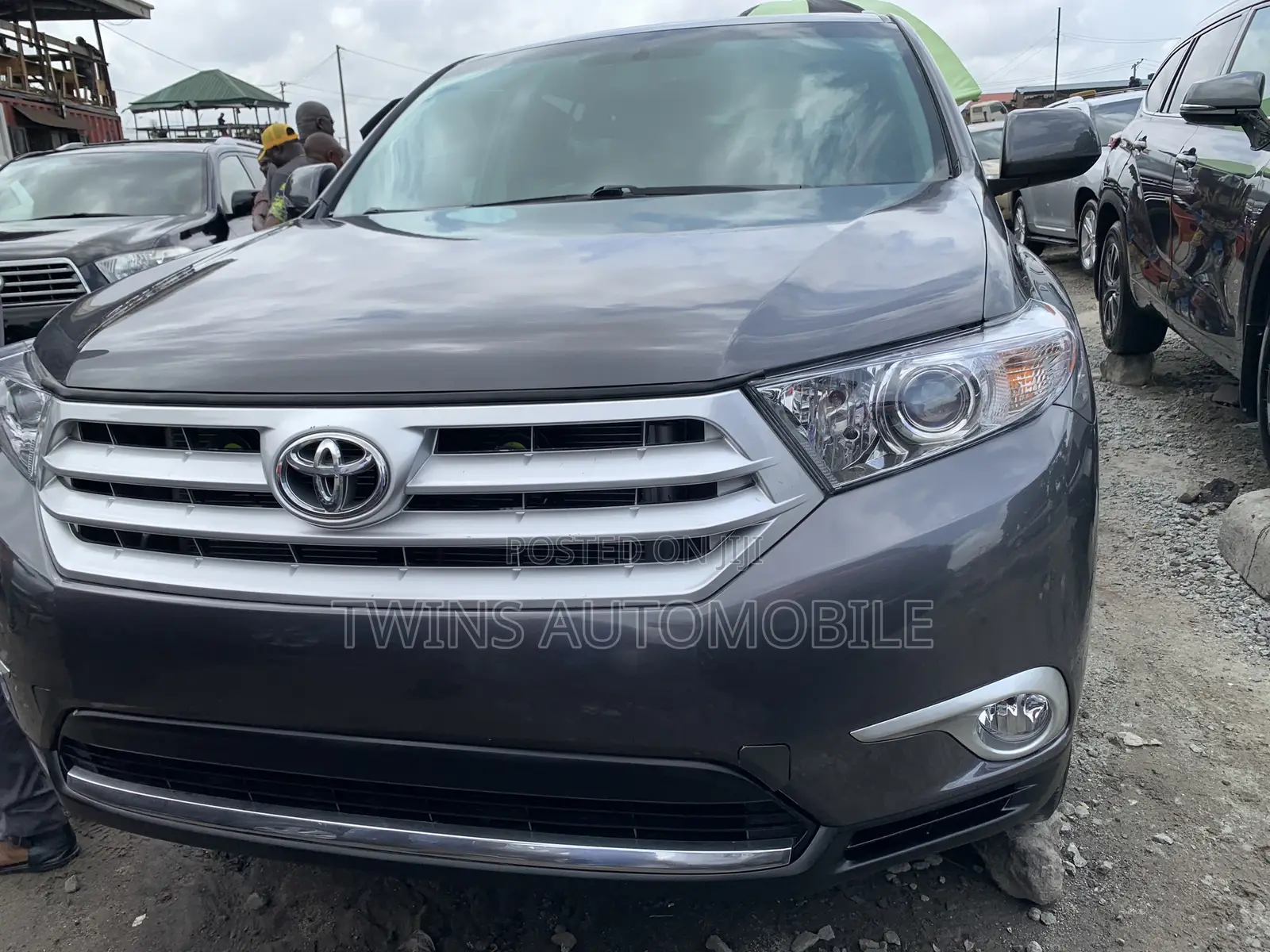 Toyota Highlander Limited 3.5l 4WD 2013 Gray