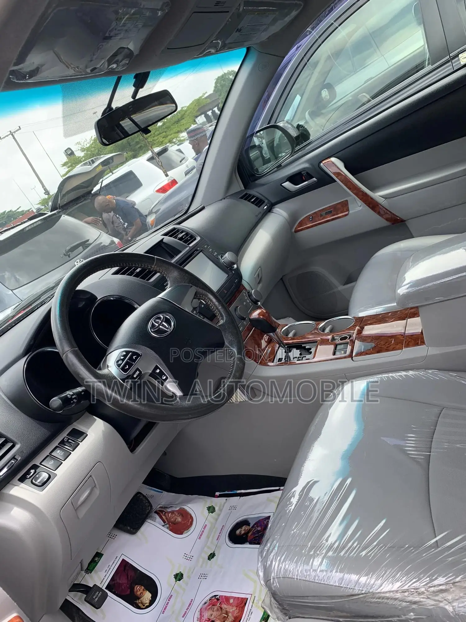 Toyota Highlander Limited 2012 Gray