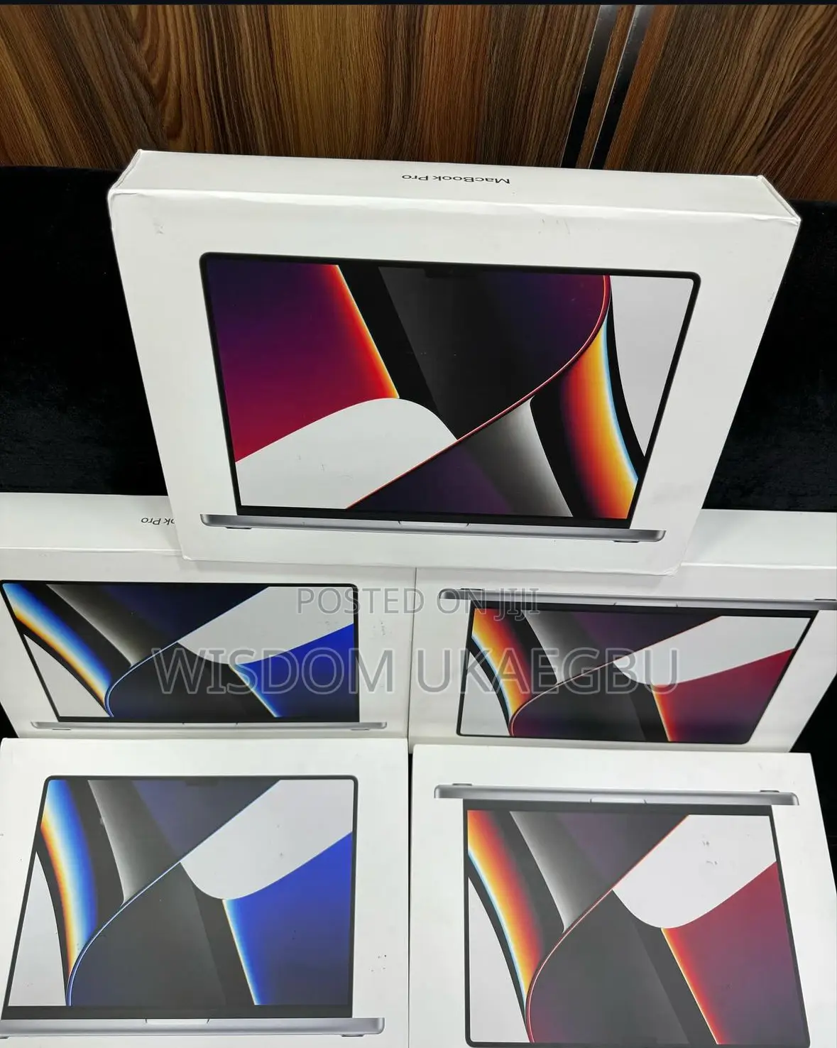 New Laptop Apple MacBook Pro 2021 M1 16GB Apple M1 Pro SSD 512GB