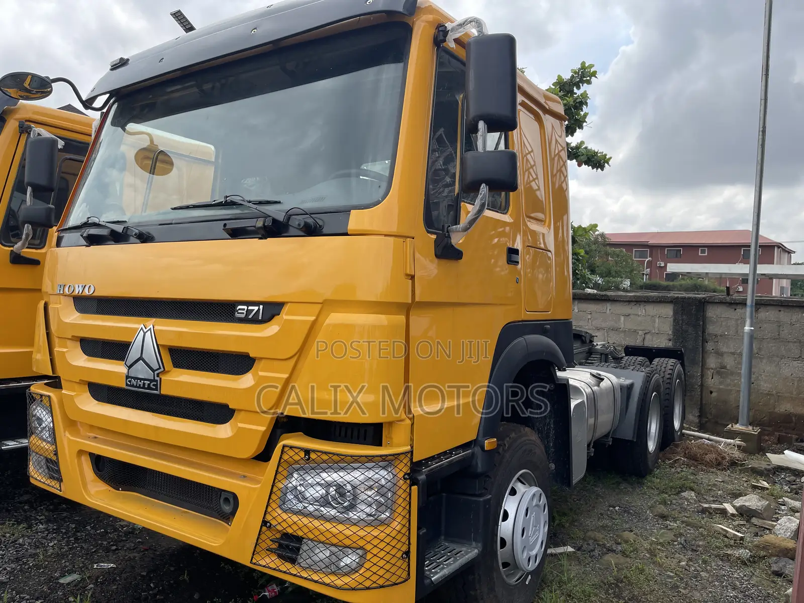 Foreign Used Howo Tractor Head.