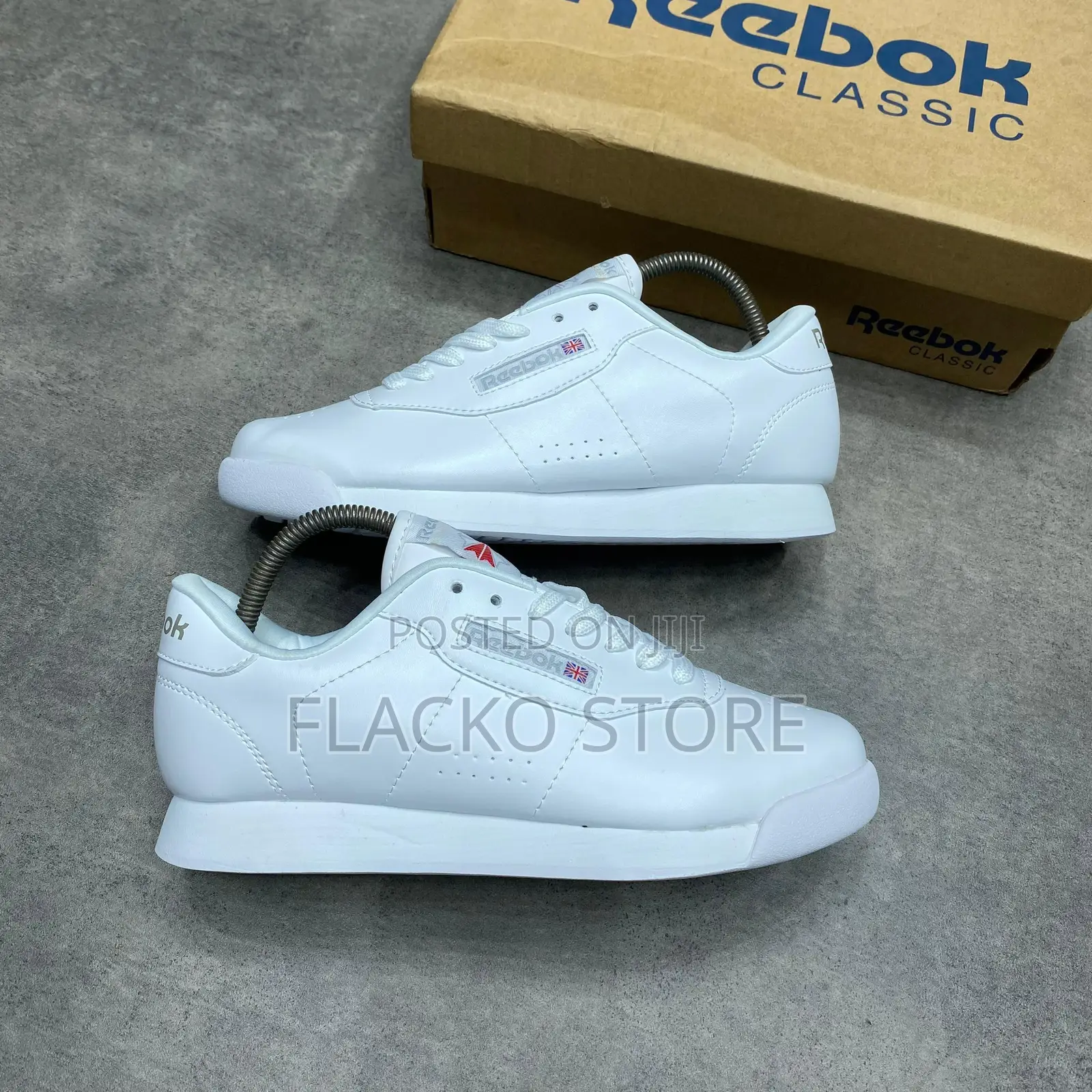 Original Reebok Royal Charm Sneakers