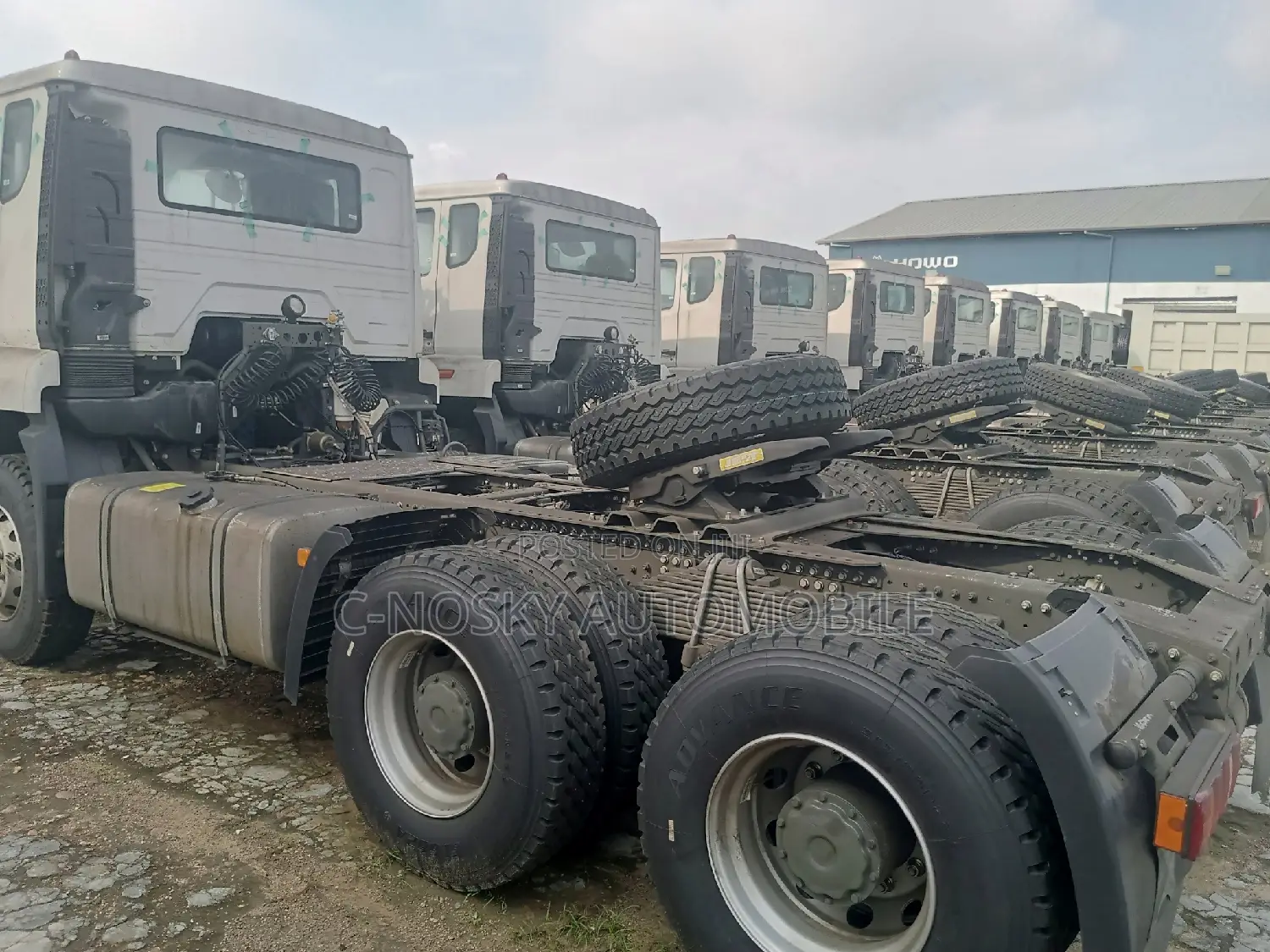 Howo Tractor Head Brand New.
