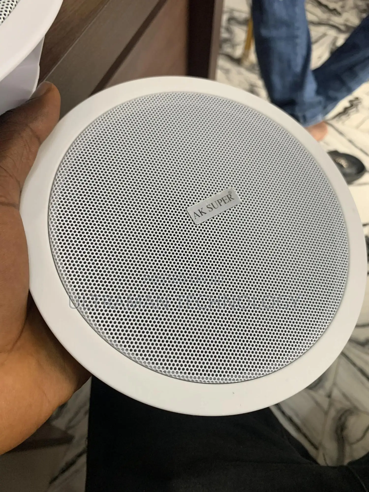 Standard Ceiling Speaker (20 Watts)