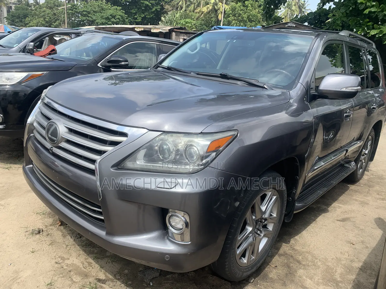 Lexus LX 570 AWD 2015 Gray