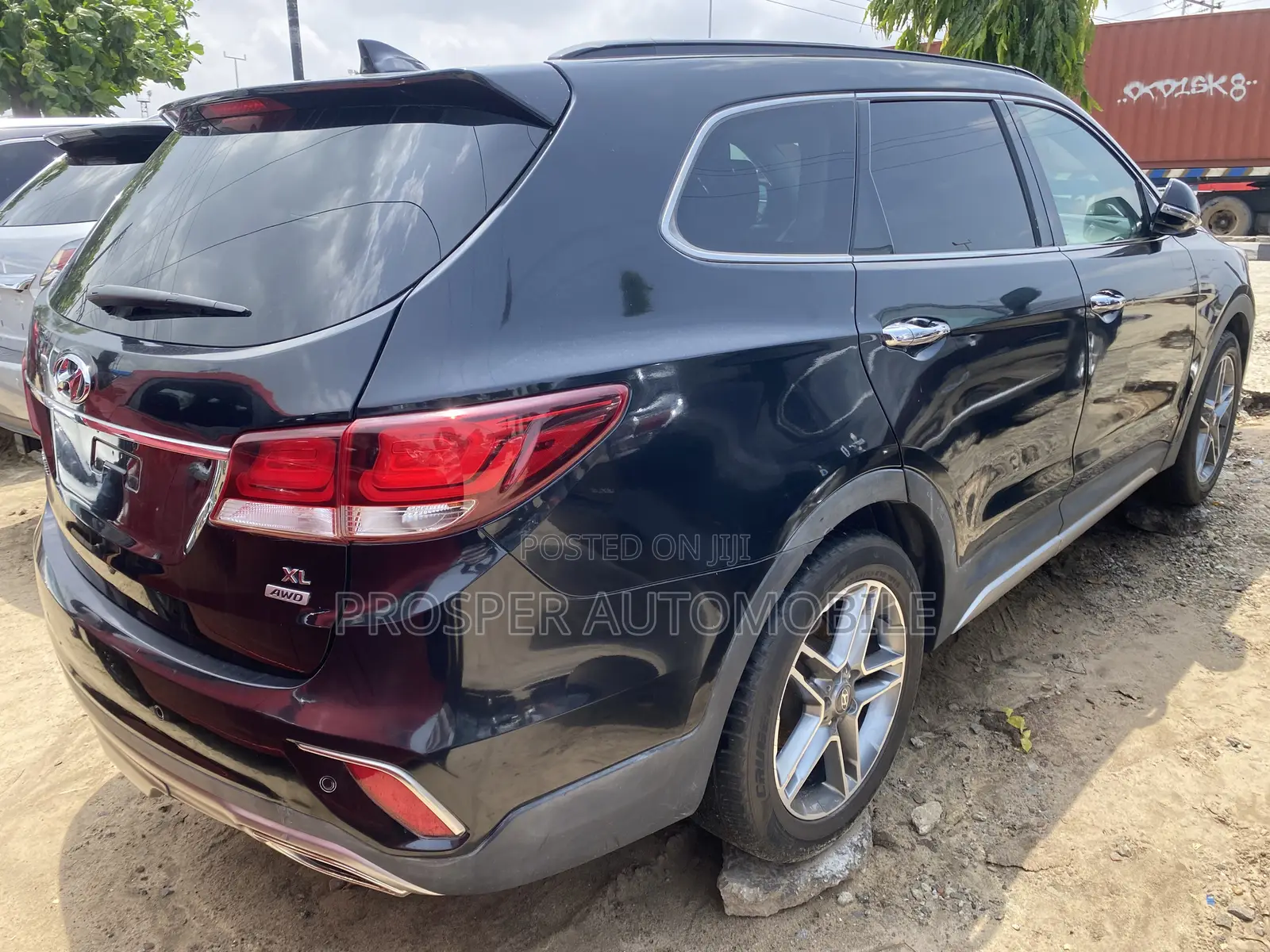 Hyundai Santa Fe 2015 Black