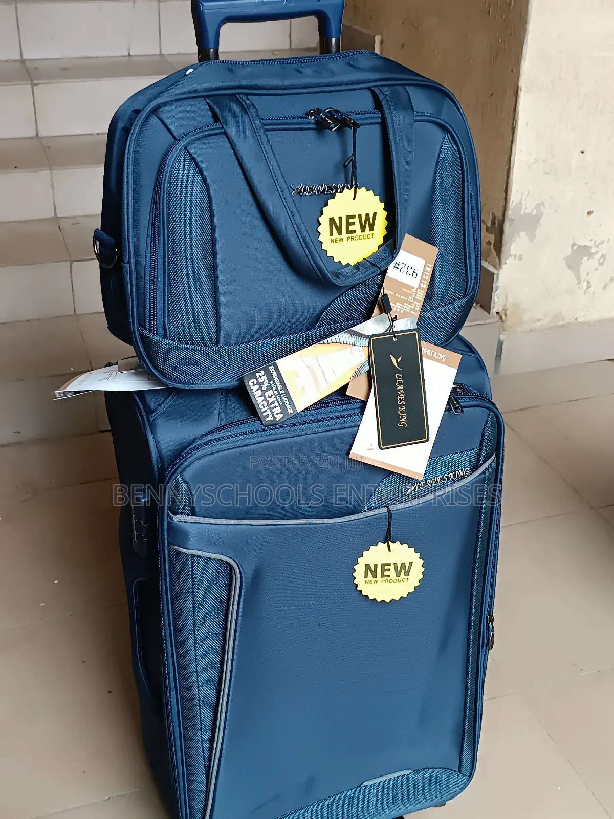 Medium Leaves King Travelling Luggage Box and Kit
