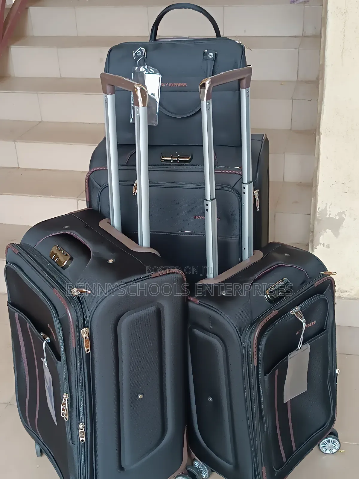 Set of 4 Star Express Travelling Luggage Boxes