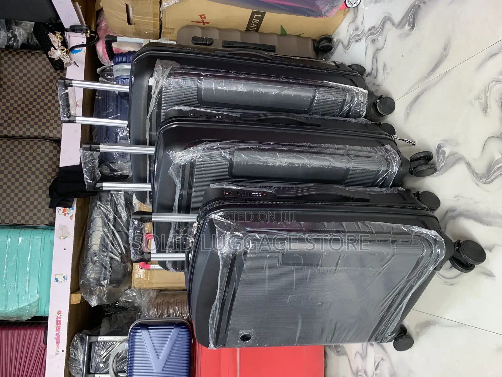 Good Partner Rubber Luggage Box