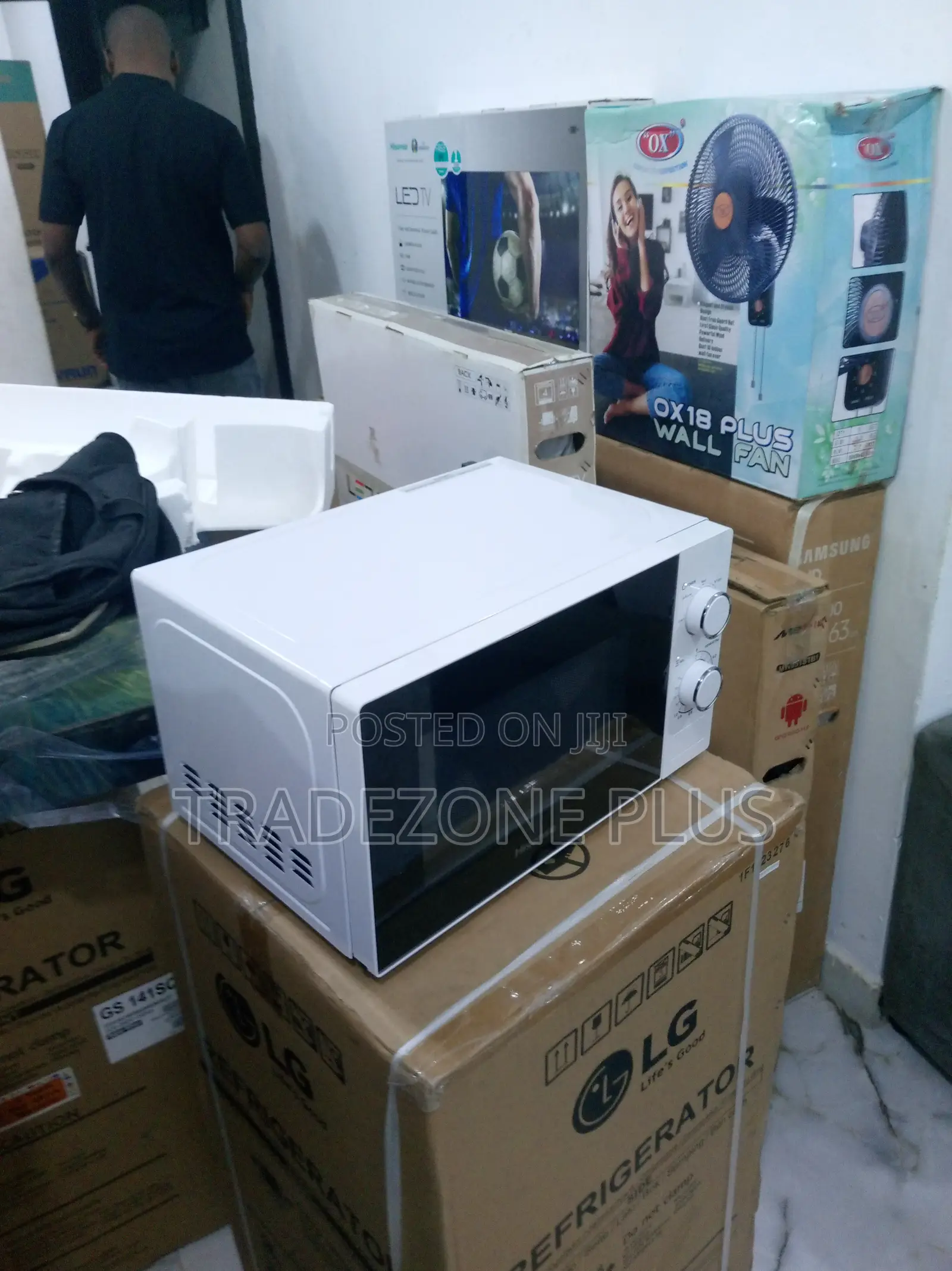 Effective [H20mows10] Hisene Microwave Oven
