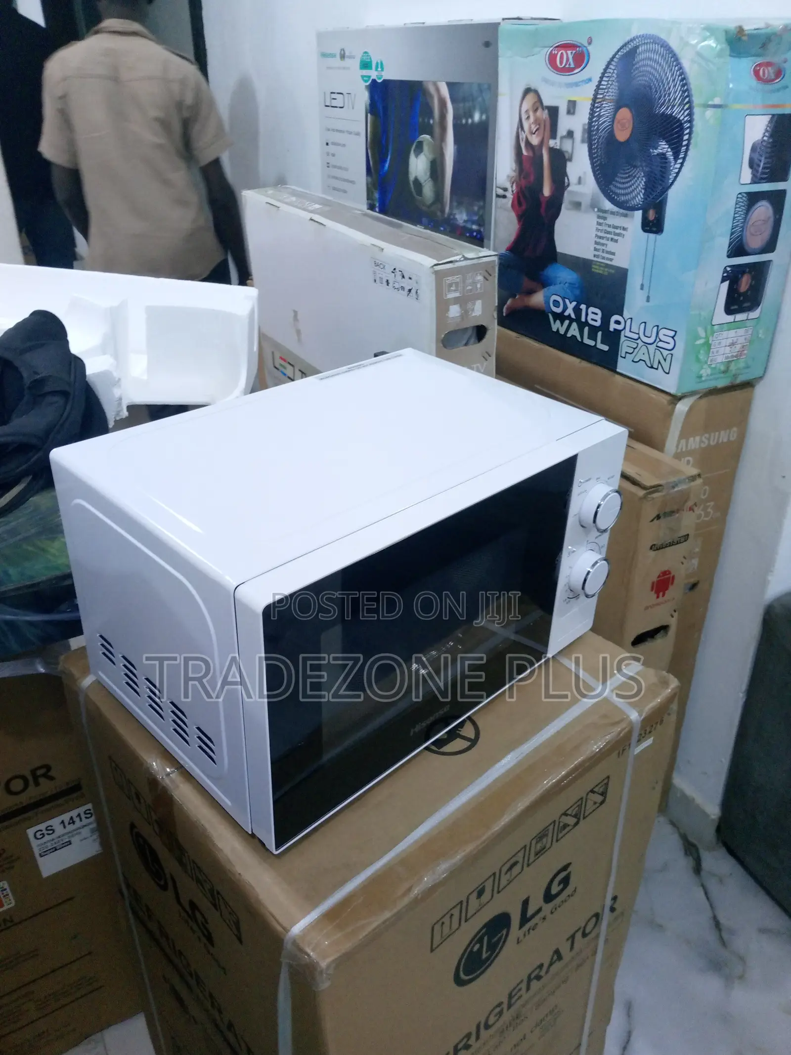 Effective Hisense White Microwave Oven [H20mows10]