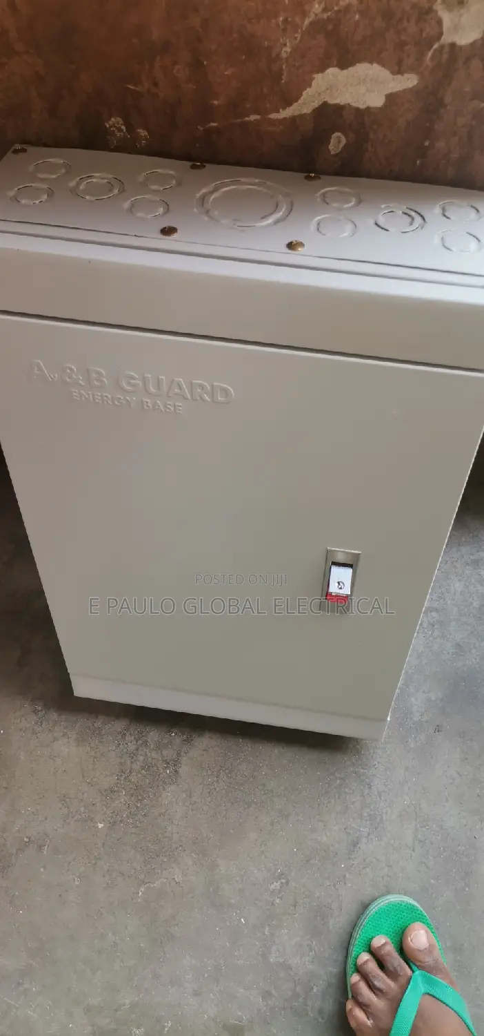 D6 18 FUSE Distribution Board Electrical