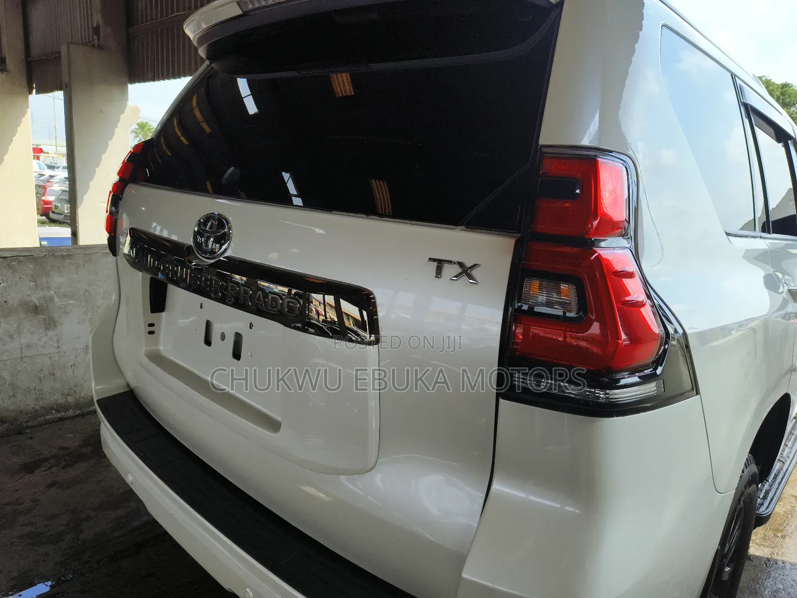 Toyota Land Cruiser Prado 2022 White