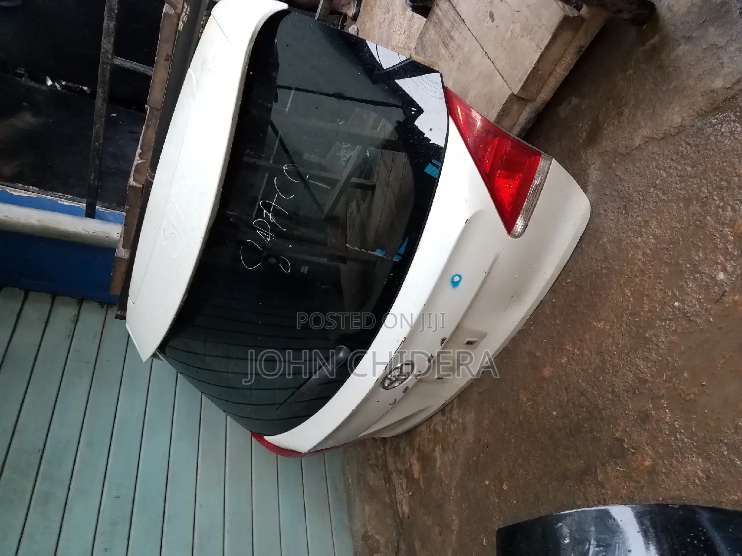 Complete Boot With Glass Toyota Venza