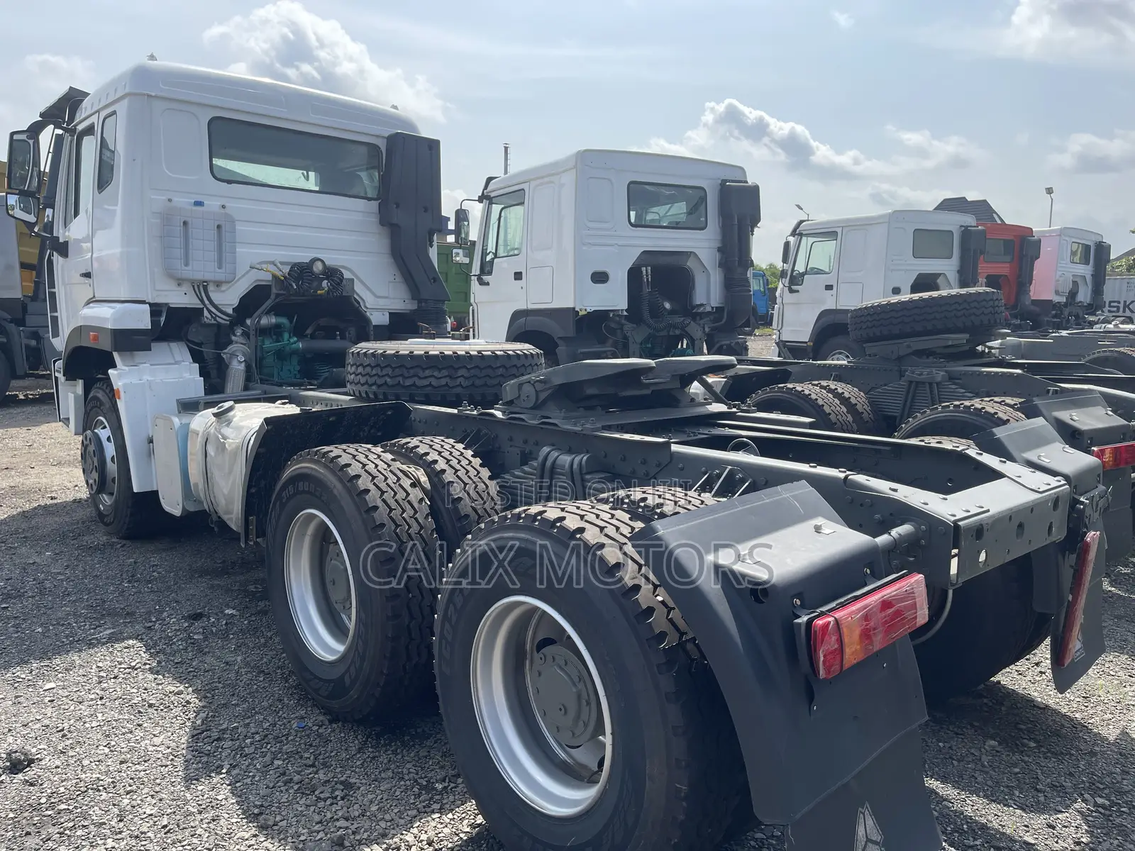 Foreign Used Howo Truck Tractor Head