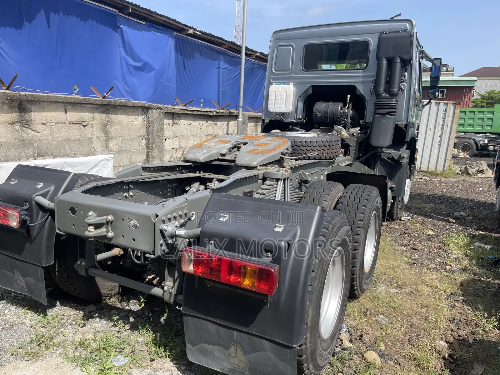 Brand New Howo Sinotruck Tractor Head.