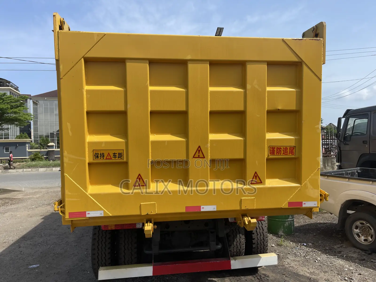 Foreign Used Howo Sinotruck Covid - 19 Tipper.