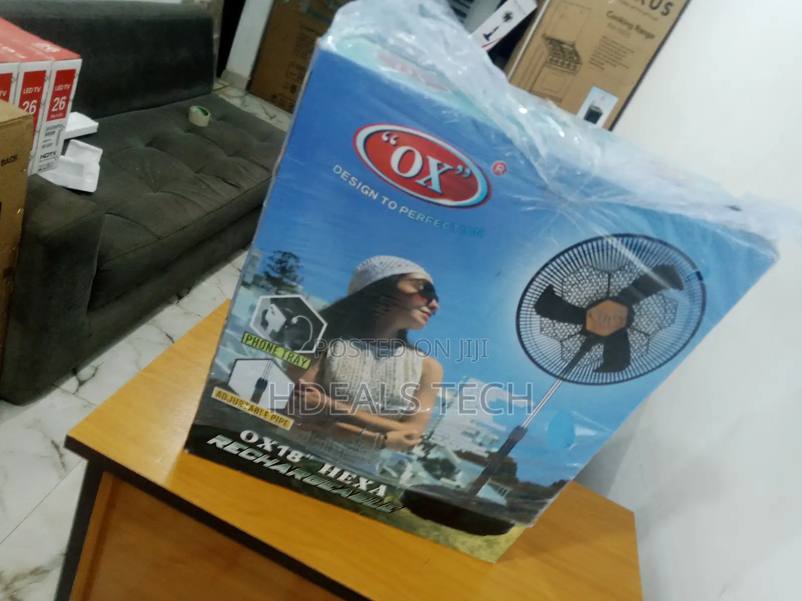OX 18 Plus Standing Fan - Rechargeable