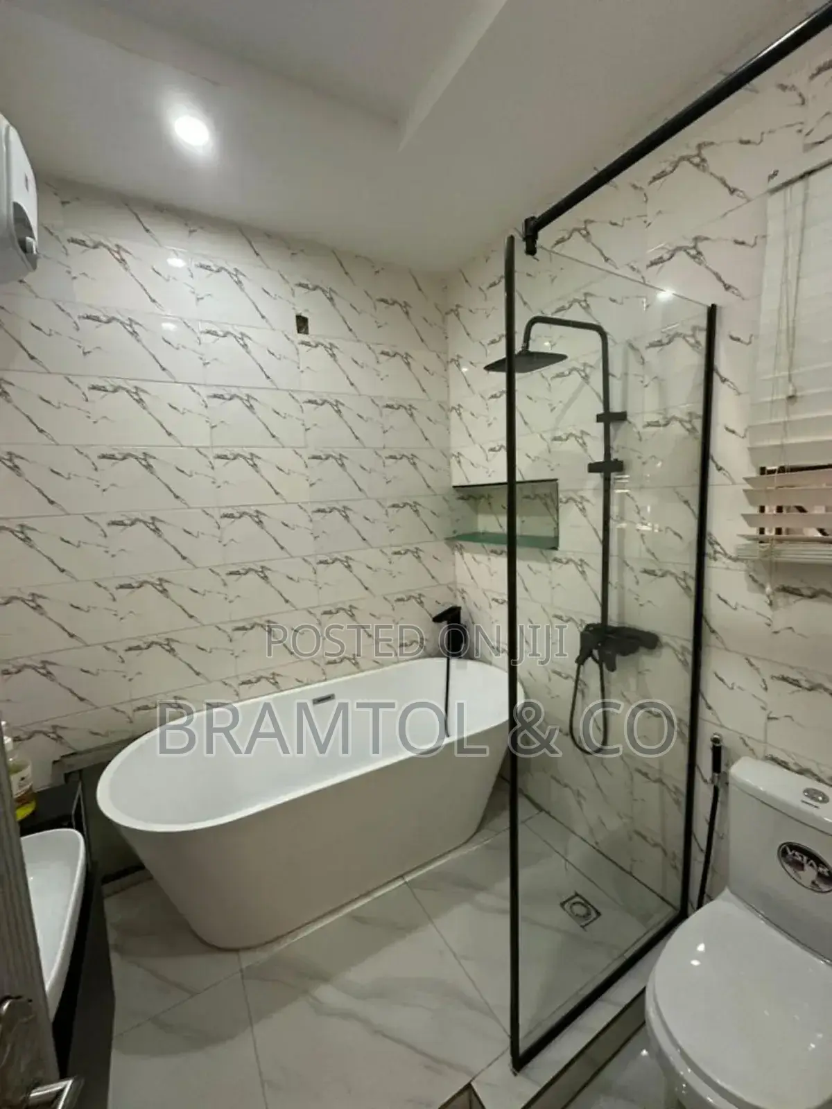 Furnished 3bdrm Townhouse / Terrace in Wuse 2 for rent