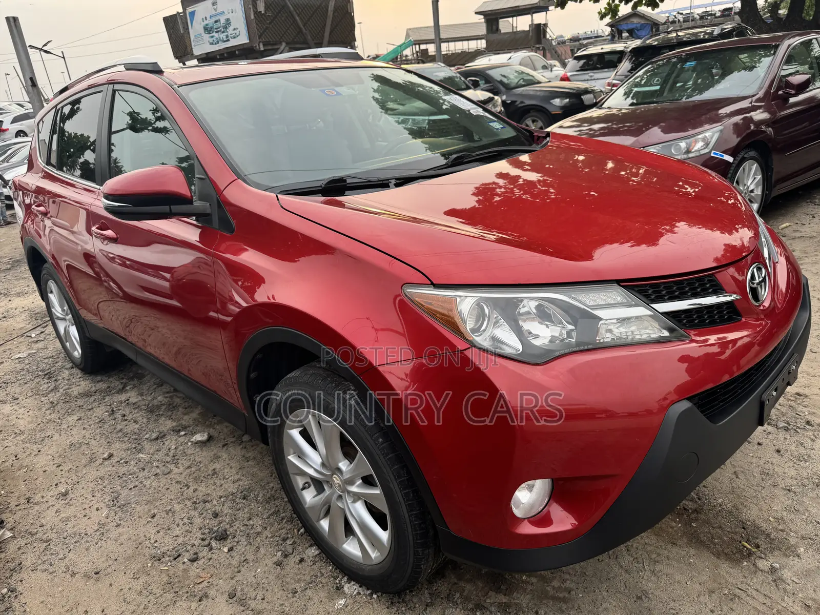 Toyota RAV4 2014 Red