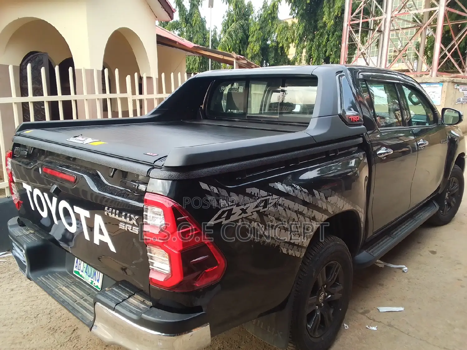 Toyota Hilux Manual Rolling Booth Cover