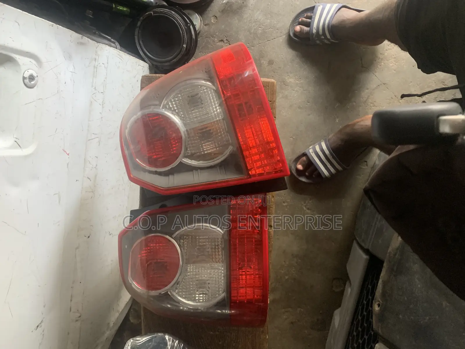 Back Rear Light for Land Rover LR2 FREELANDER 2