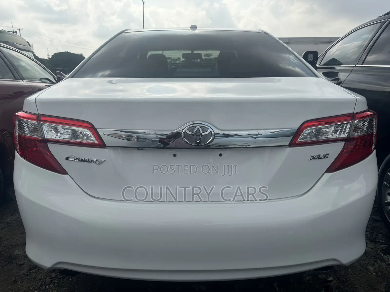 Toyota Camry 2013 Off white