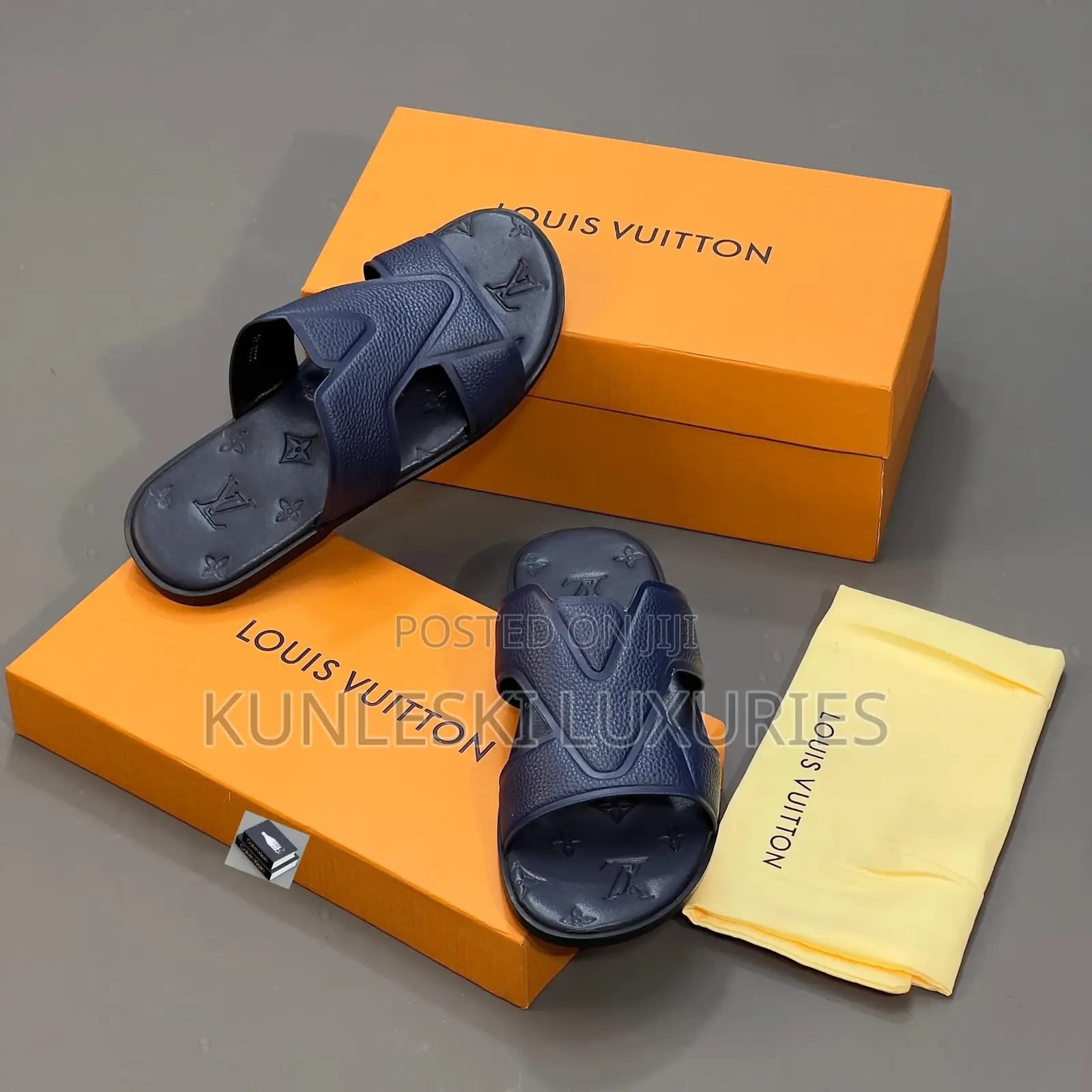 Original Louis Vuitton Oasis Leather Slippers