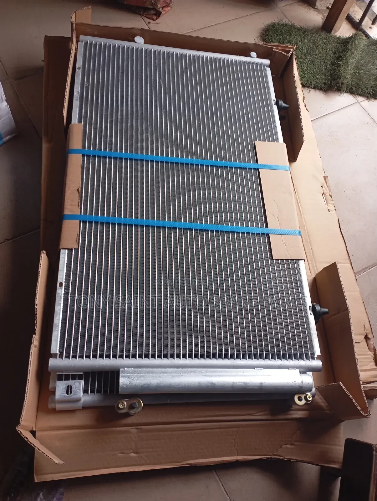 Original Brand New Condenser for Toyota Highlander 2008
