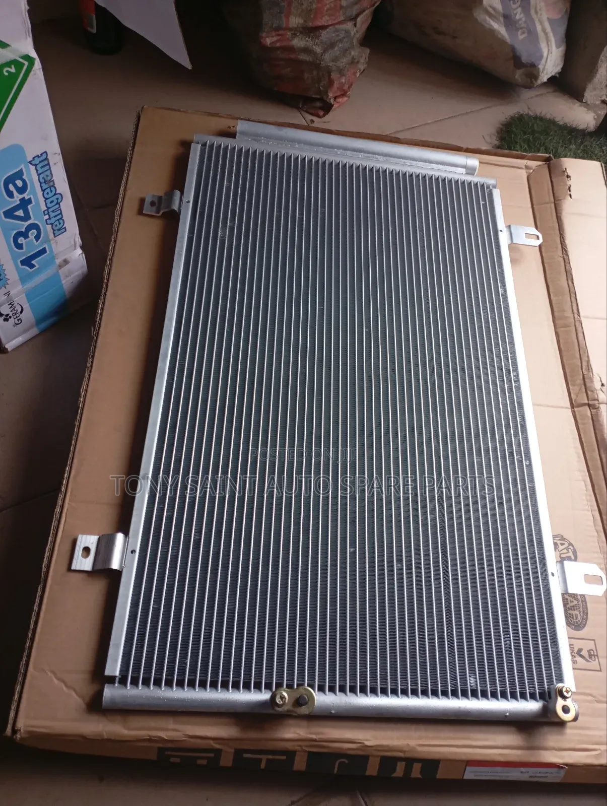 Car AC Condenser for Toyota Highlander 2008 to 2013