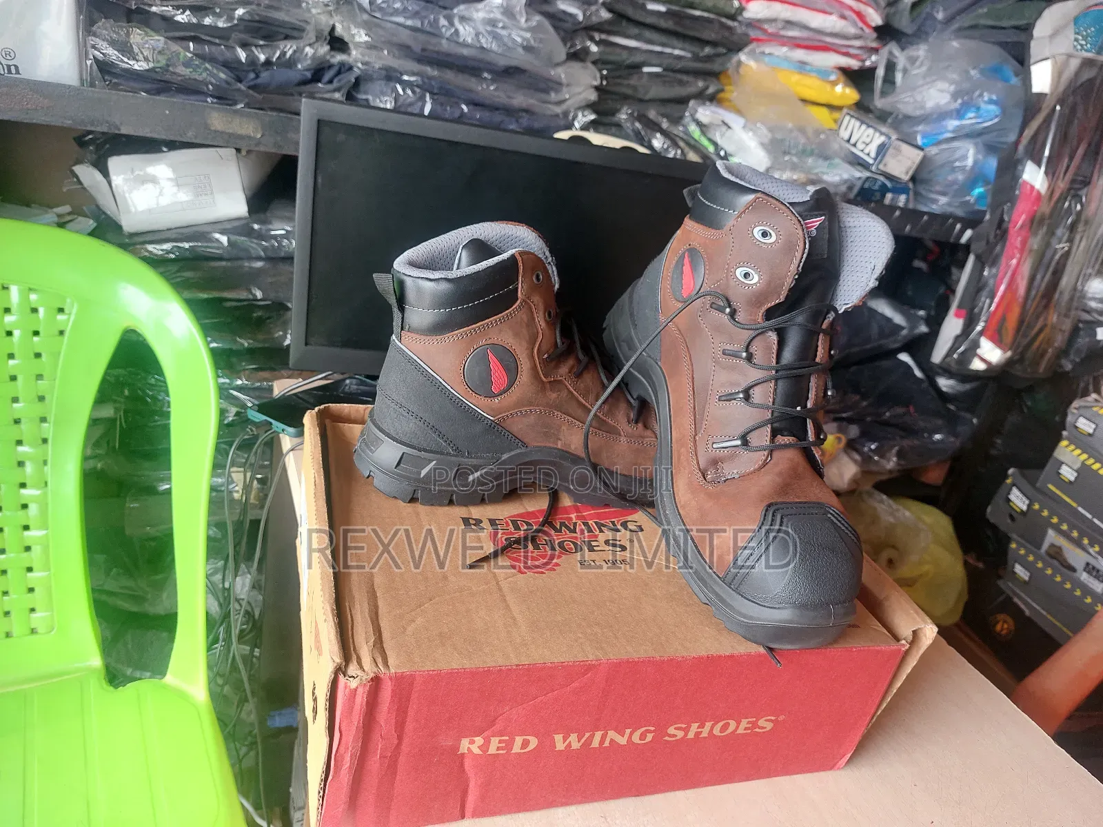 Red Wing 3228 Petroking Safety Boot