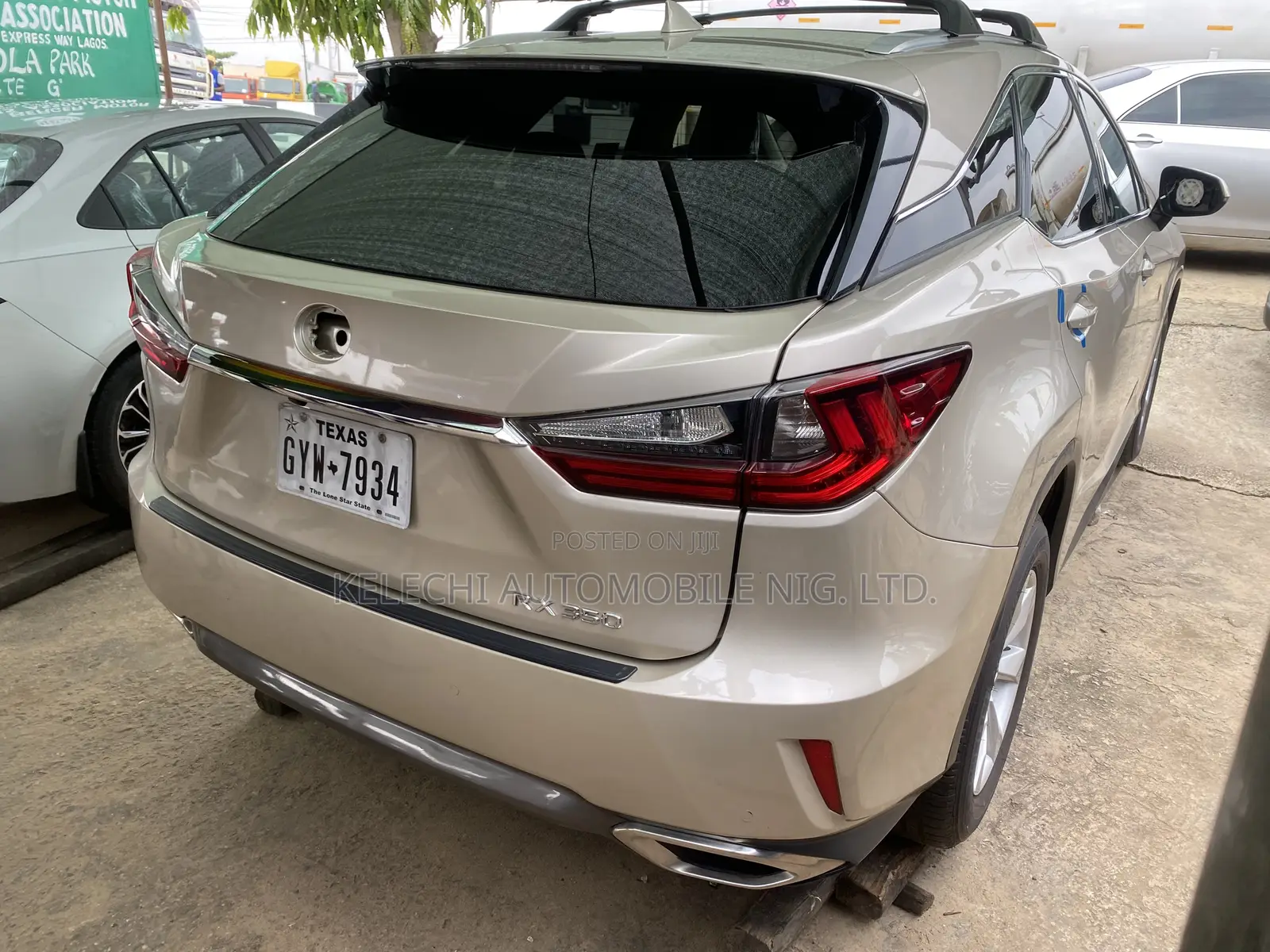 Lexus RX 350 2016 Gold