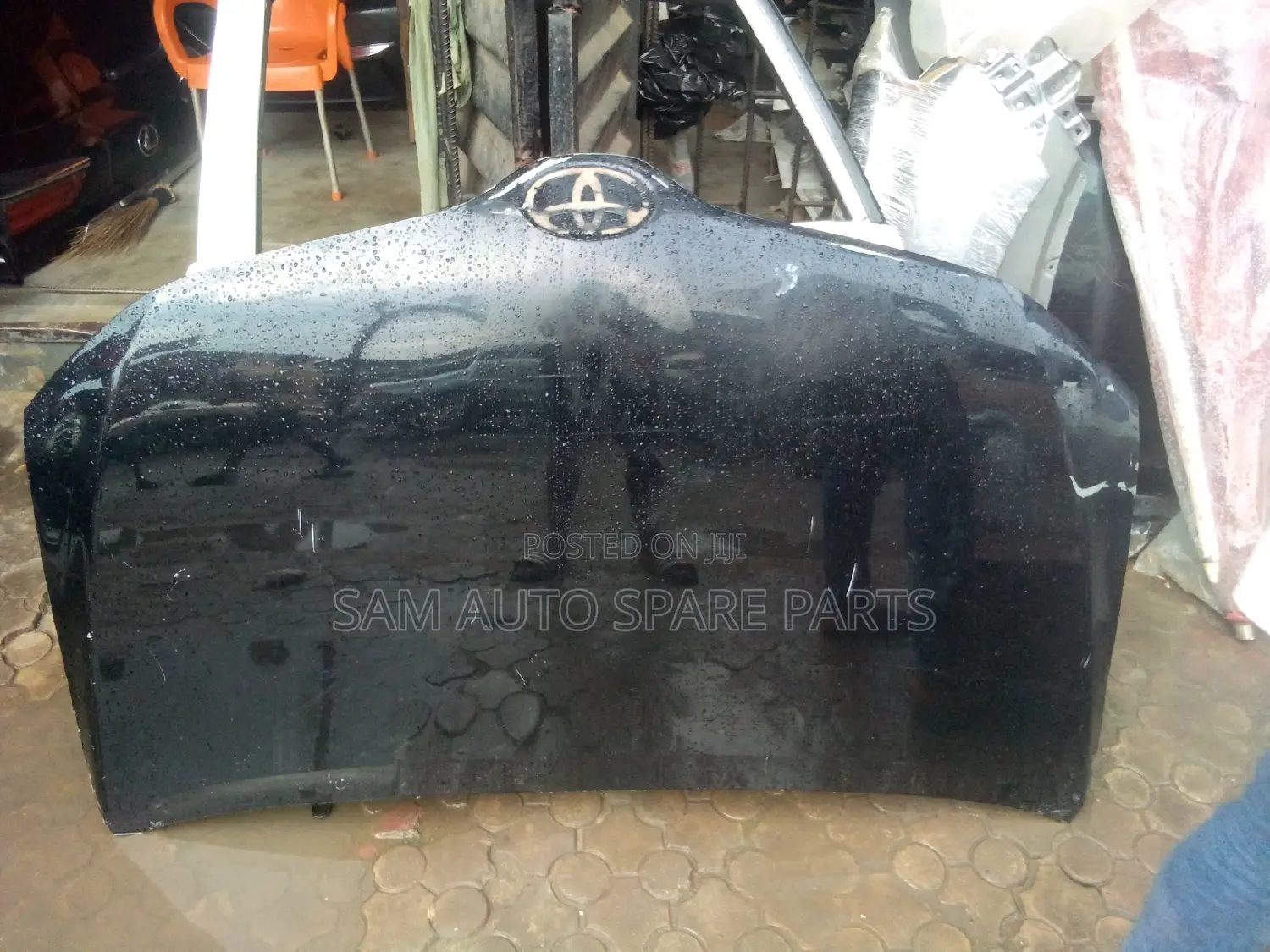 Toyota Venza Empty Bonnet 2015 Model