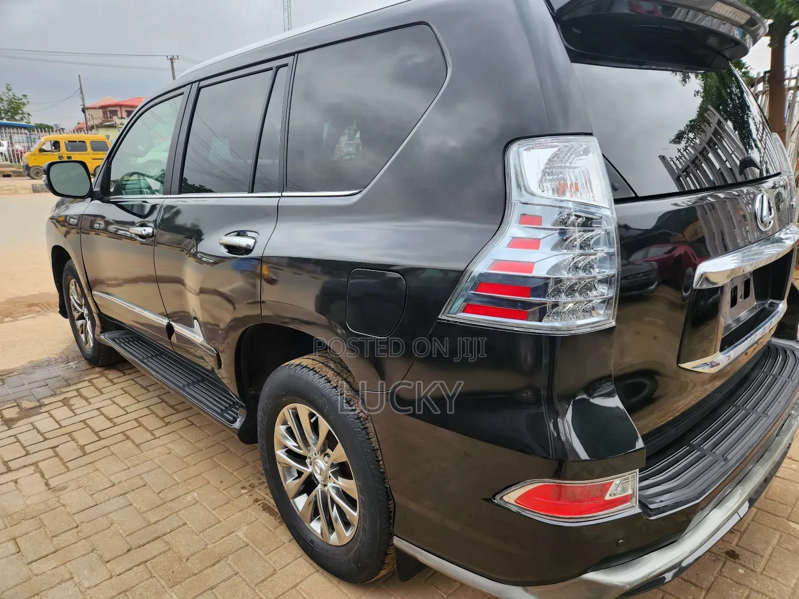 Lexus GX 460 2012 Black