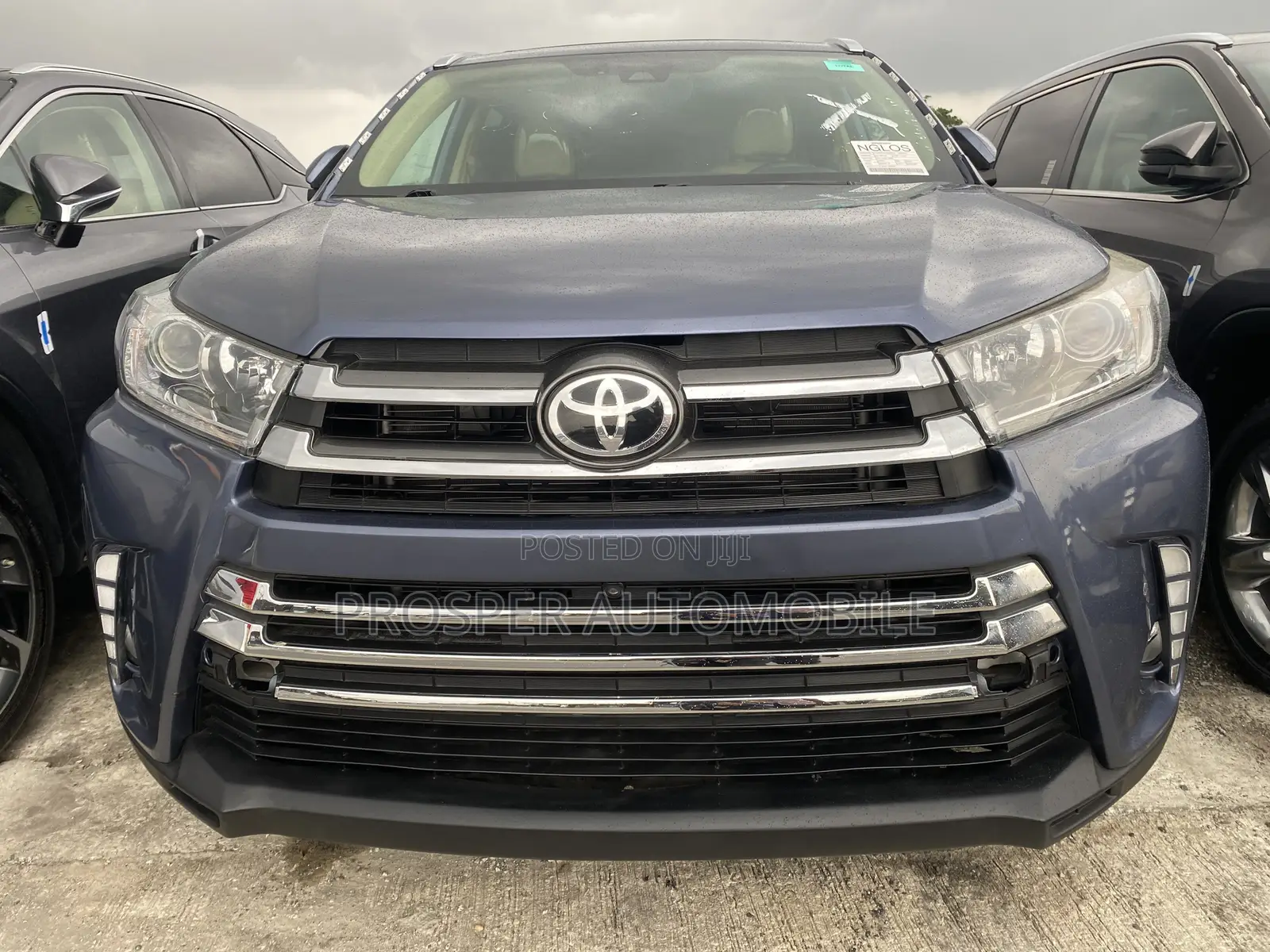 Toyota Highlander 2018 Blue