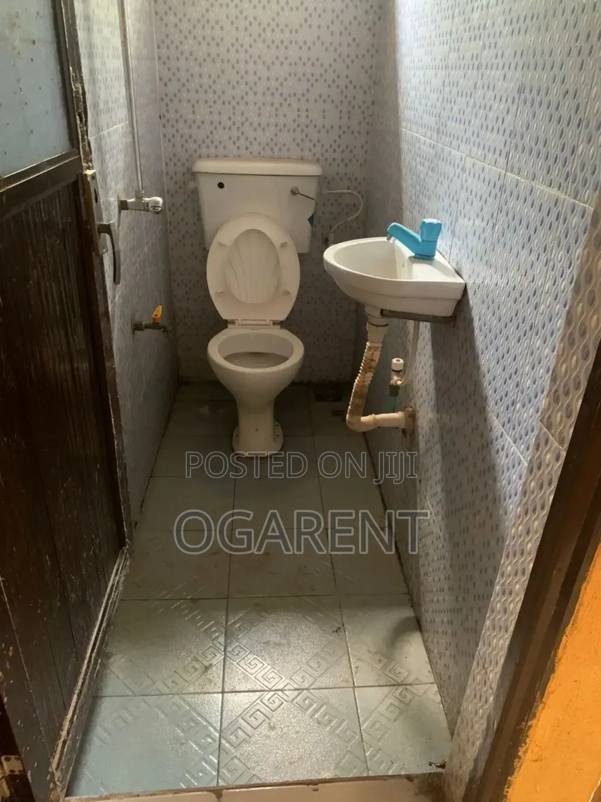 2bdrm Apartment in Peanut Road, Benin City for rent