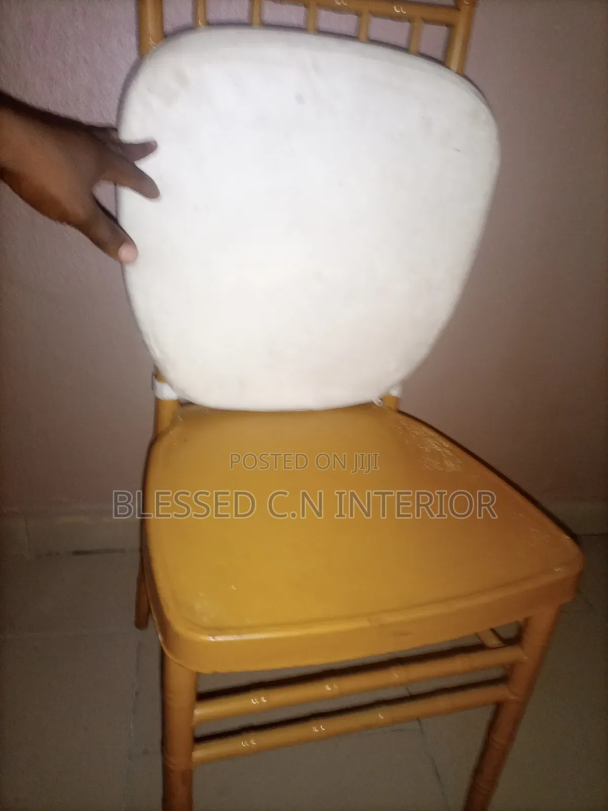 Classic Event Chivalry Chair With Cushion