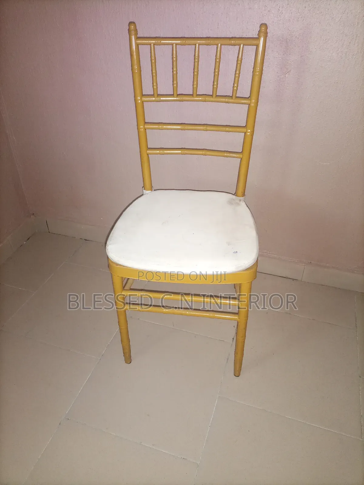 Classic Event Chivalry Chair With Cushion