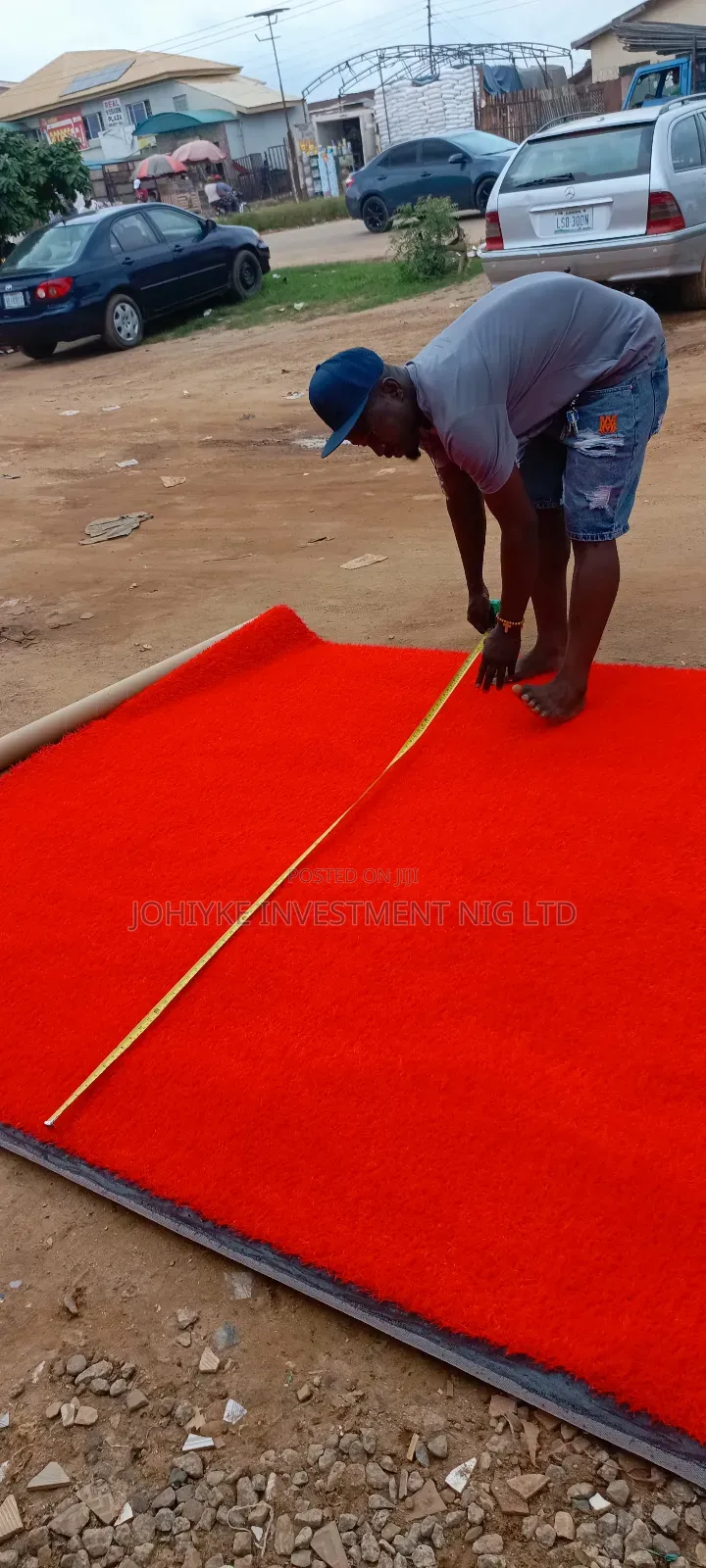 High Quality Red Italian 35mm Carpet Grass