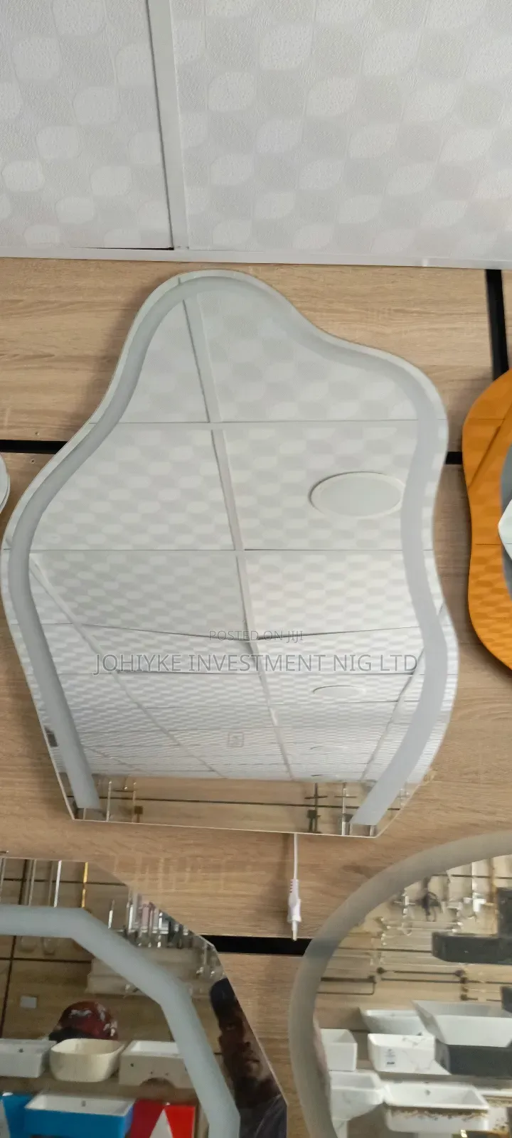 High Quality and Affordable Shapeless Wall Mirrors