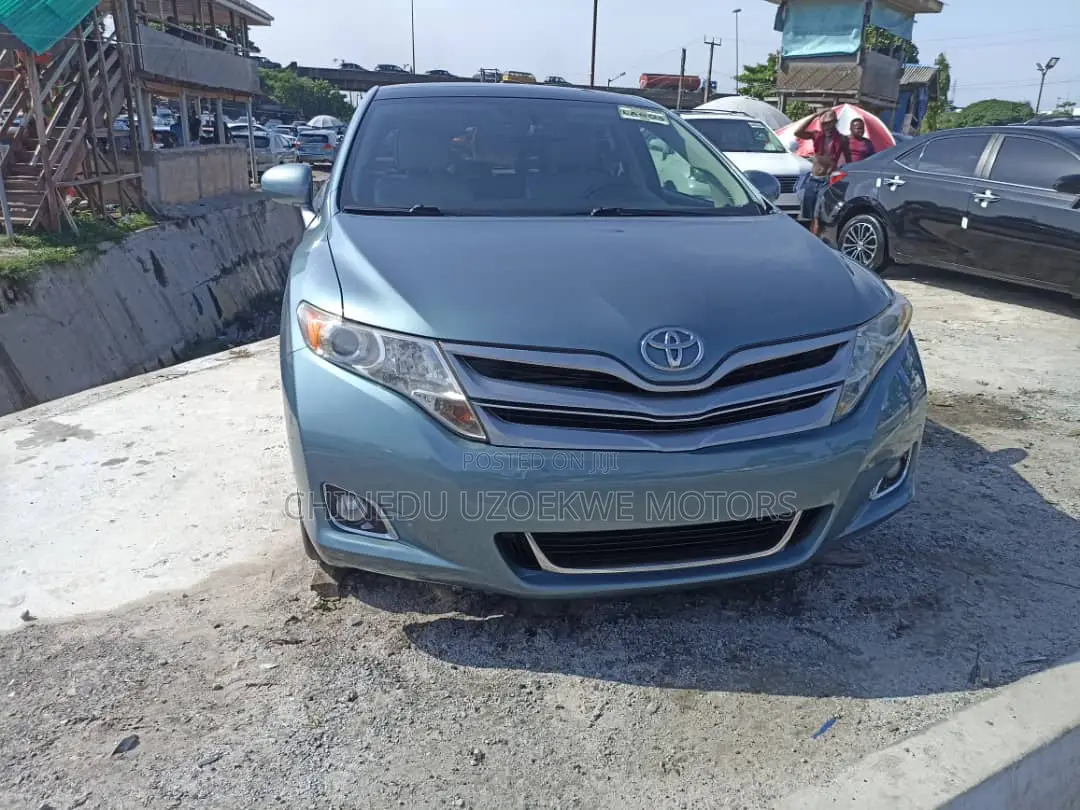 Toyota Venza AWD 2010 Green