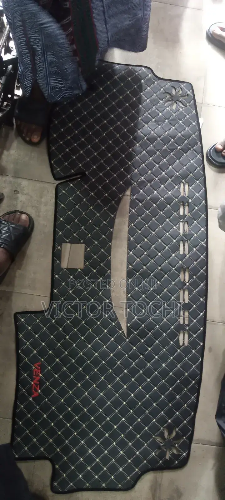Leather Draft Dashboard Cover for Toyota Venza