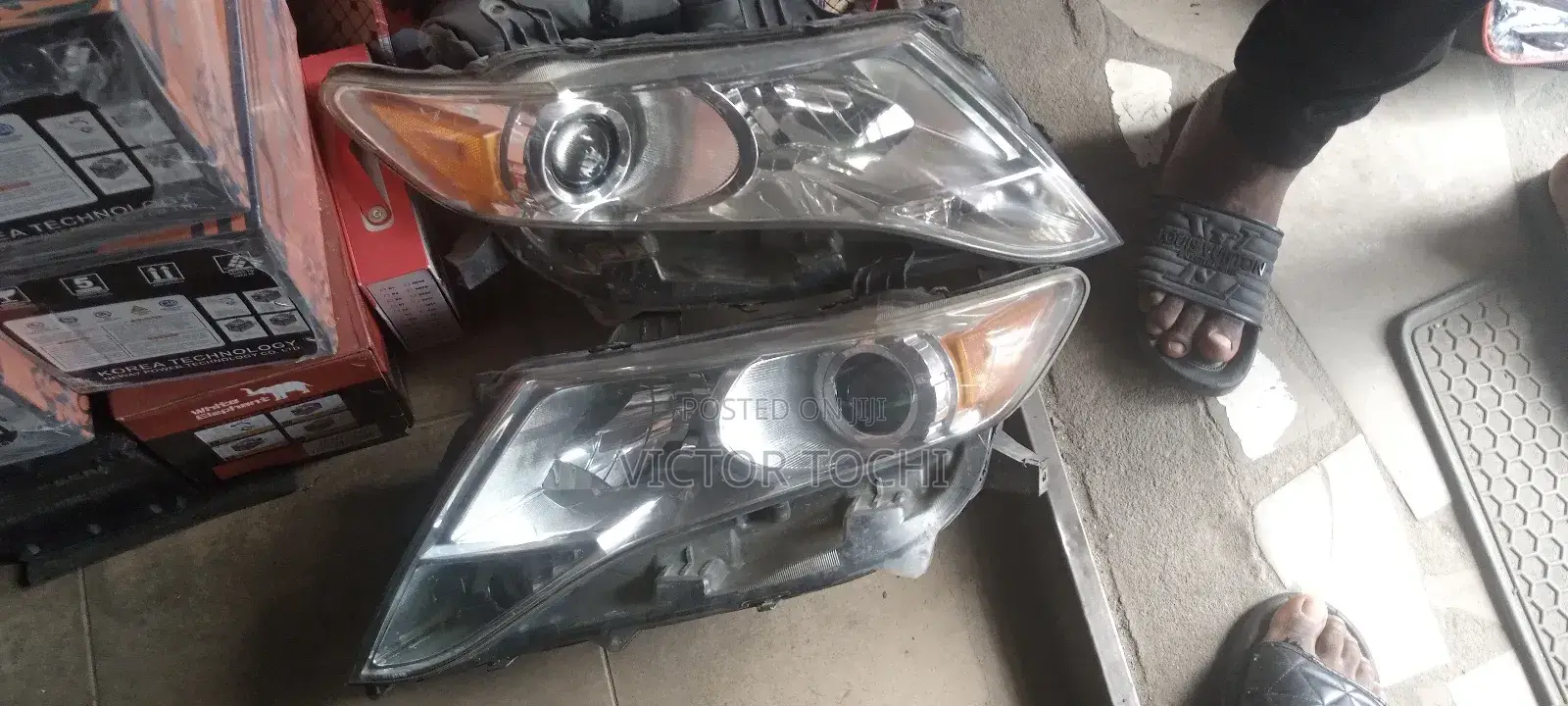 Headlights Toyota Venza 2008/ 2010